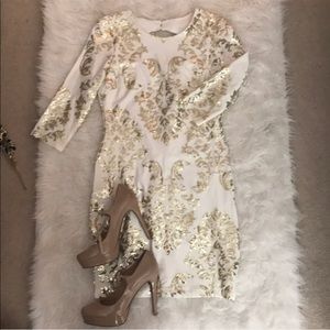 Beautiful gold and white body con dress!